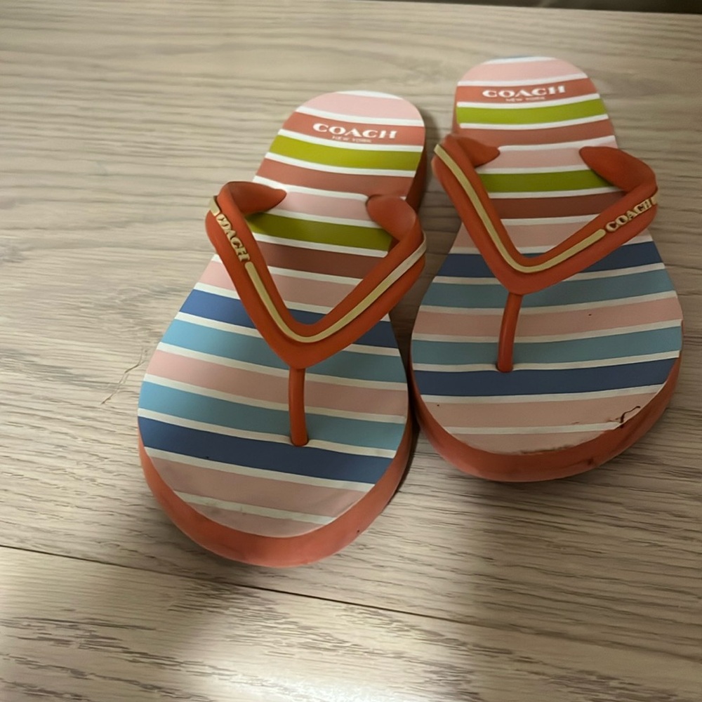 Coach stripped flip flops size 7-8 as shown